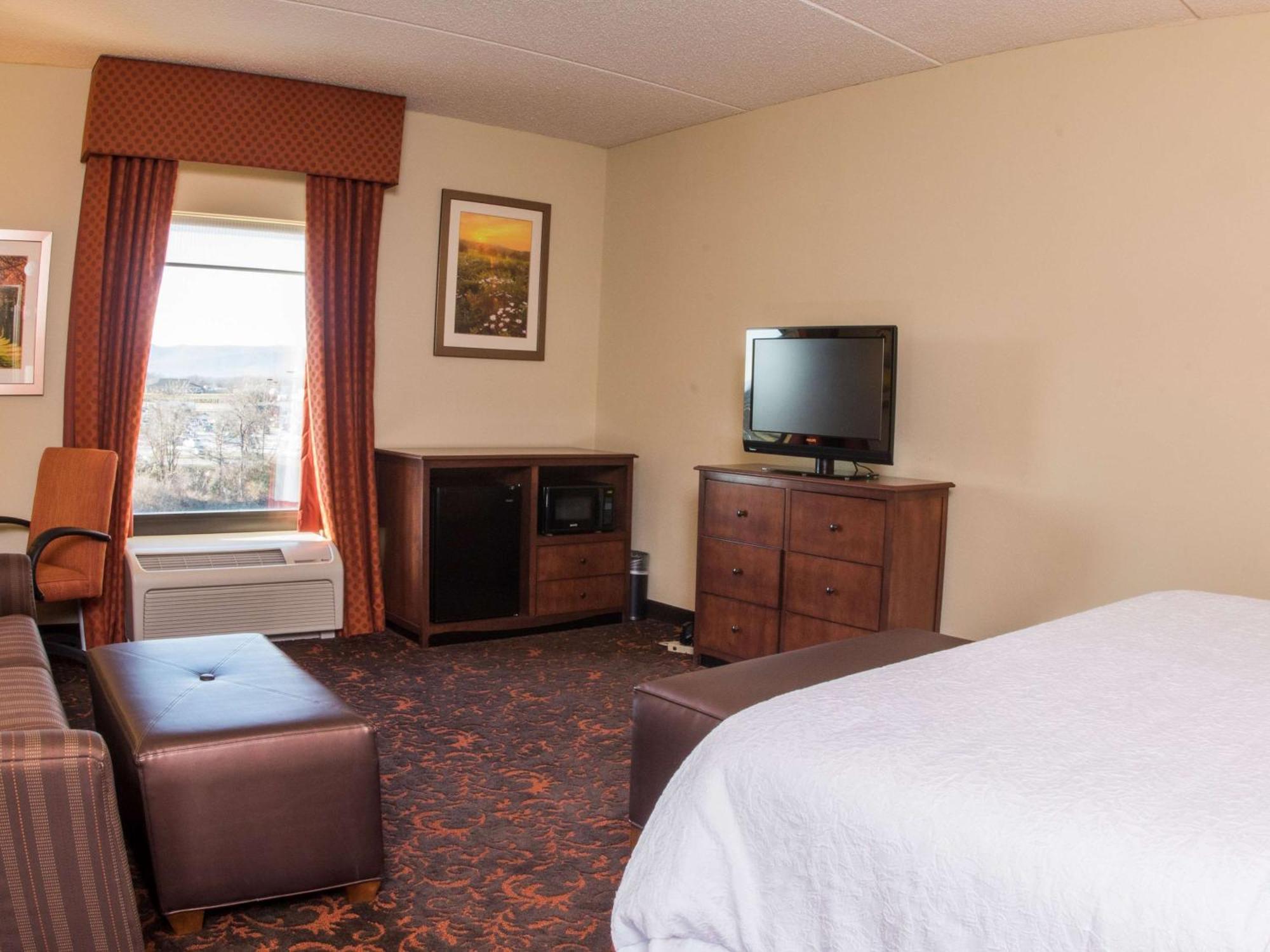 Hampton Inn And Suites Woodstock, Virginia Exterior foto
